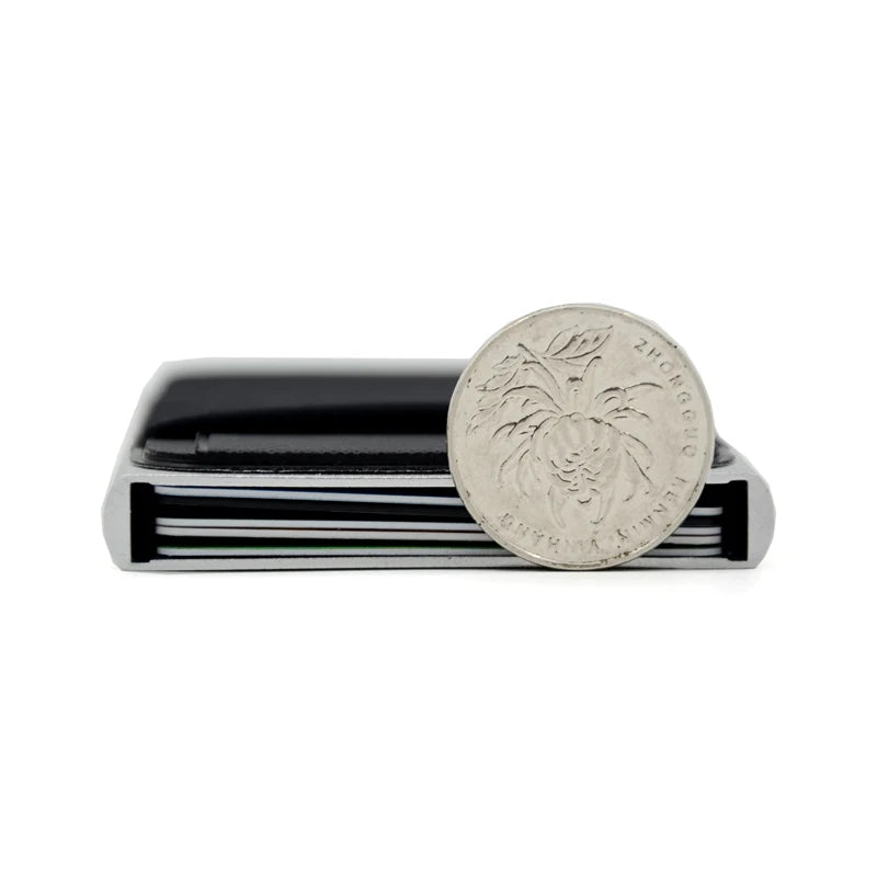 Porte‑Cartes RFID en Aluminium – Mécanisme Pop‑Up Automatique et Pochette Élastique